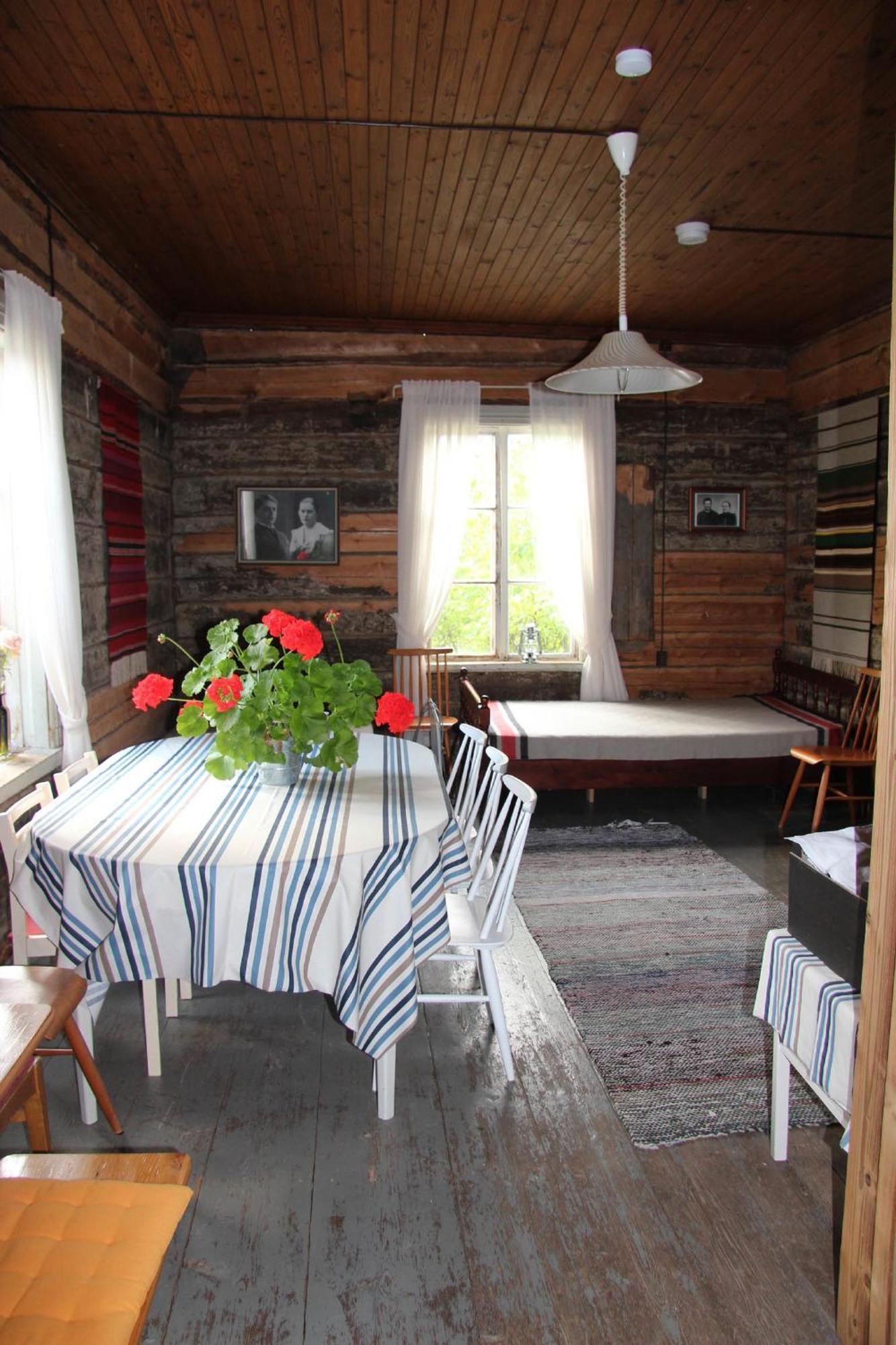 Vehkaniemen Lomatila Pohjaslahti Camera foto